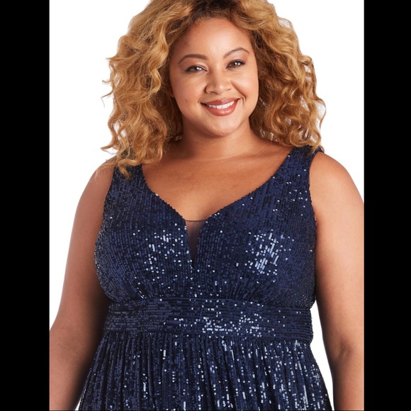 Nightway Blue Sequin Plus Dress - Picture 6 of 10